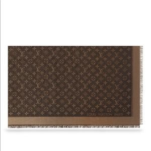 Louis Vuitton Accessories - Louis Vuitton monogram silk scarf Louis Vuitton Accessories - Louis Vuitton monogram silk scarf